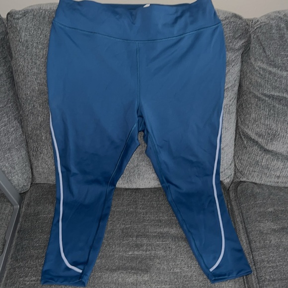 Peloton Blue Legging Size2x - Picture 10 of 11